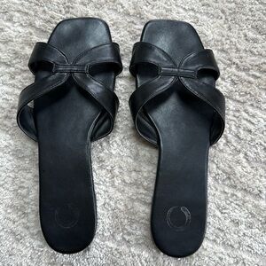 Journee Collection Women's Taleesa Slide Flat Sandals- Black - Size 8.5